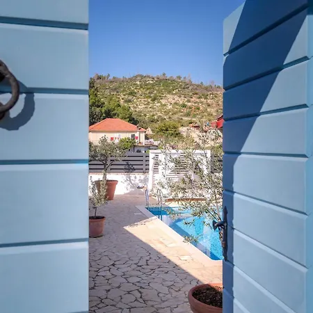 Rustic Island Hvar Villa *