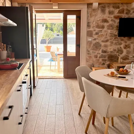 Casa Rustivera - Island Hvar Vrbanj